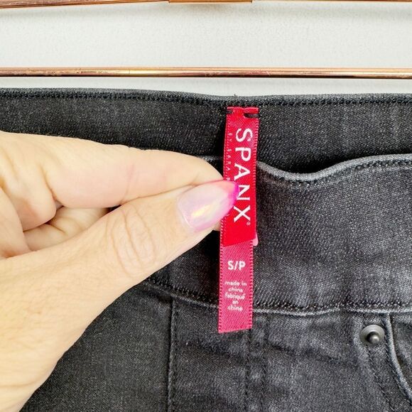 SPANX | Pull On Distressed Black Skinny Jeans Jeggings Women’s Size Small - Picture 7 of 11